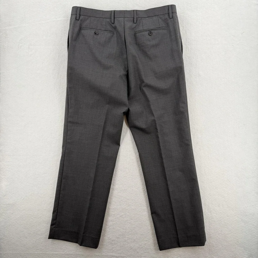Banana Republic please refer